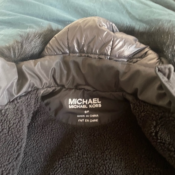 MK Size S winter jacket, fur hood - Picture 5 of 6